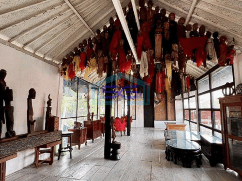 Disewakan Ruang Usaha Bangunan Permanen Kerobokan Kelod Bali Badung LB 650m2