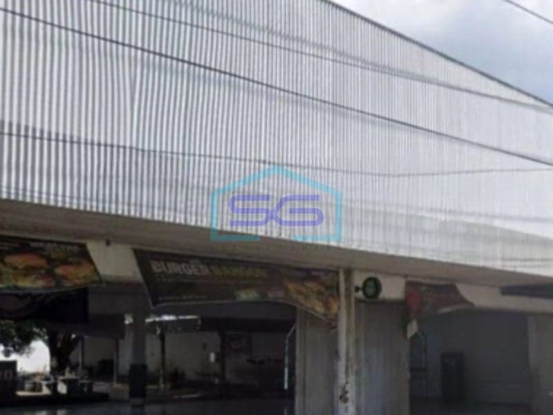 Strategic Location Shophouse for Rent 1100 m² Land in Kediri East Java