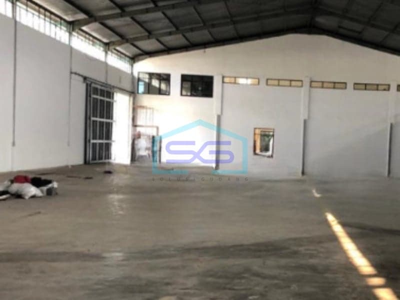 Warehouse for Sale Land Area 2216 sqm Located in Bandung Good Condition