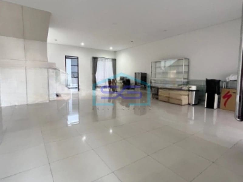 Disewakan Ruang Usaha Cocok Untuk Kantor Luas Bangunan 120m2