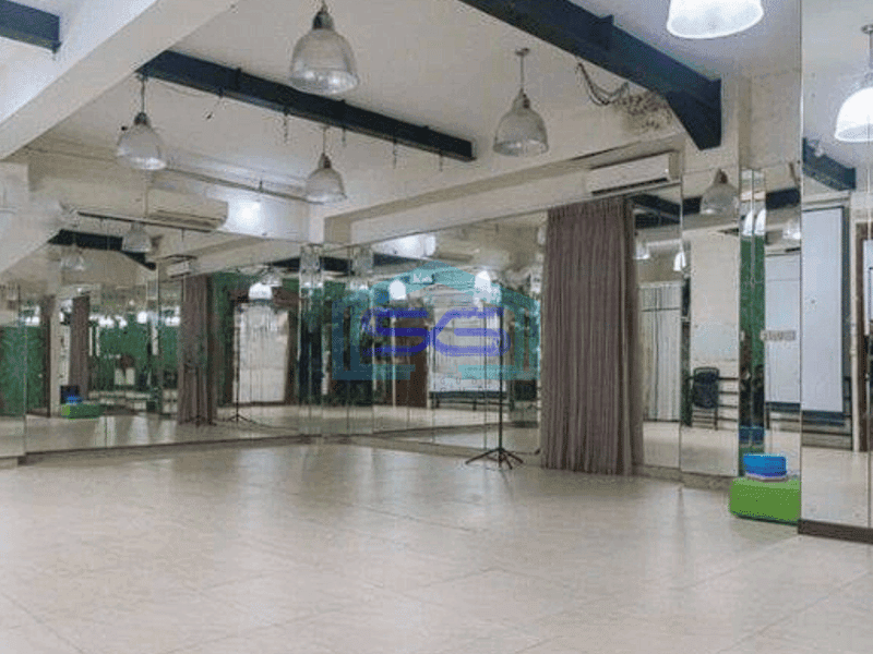 Dijual Ruang Usaha Pinggir Jalan Area Kebayoran Baru Jakarta Selatan