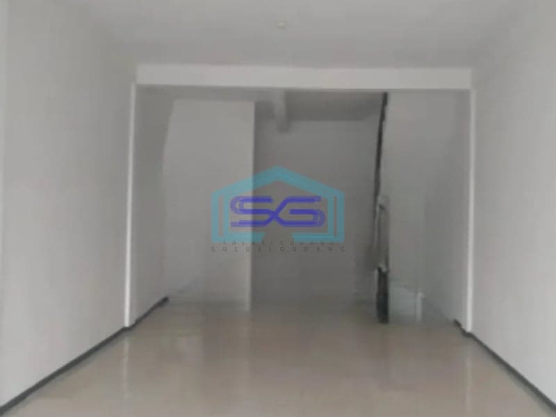 Disewakan Ruko 2 Lantai Luas Bangunan 166 m² Lokasi Sukun Malang