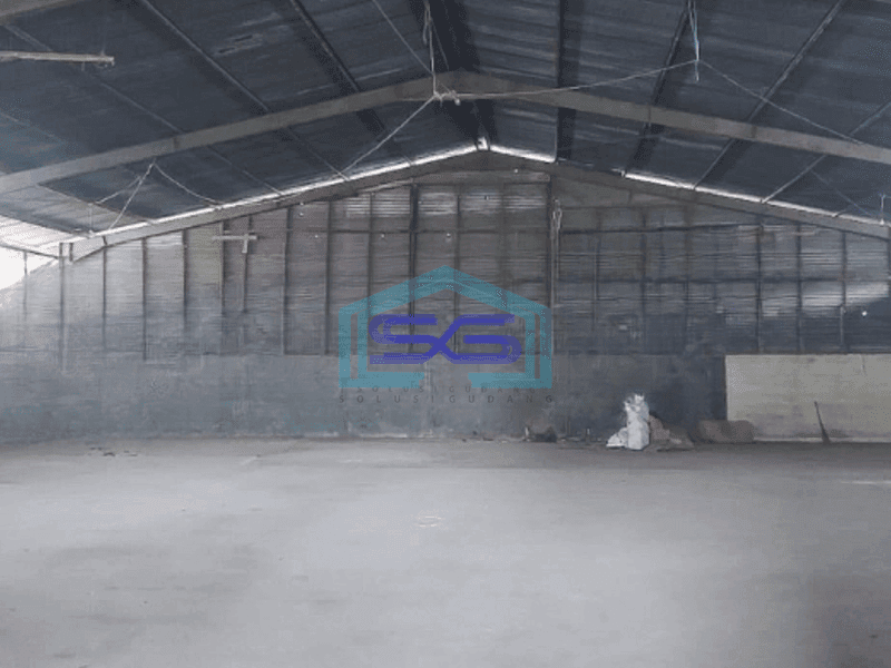 Disewakan Gudang Luas Bangunan  900 m² Lokasi Pinggir Jalan Utama Cipondoh Tangerang