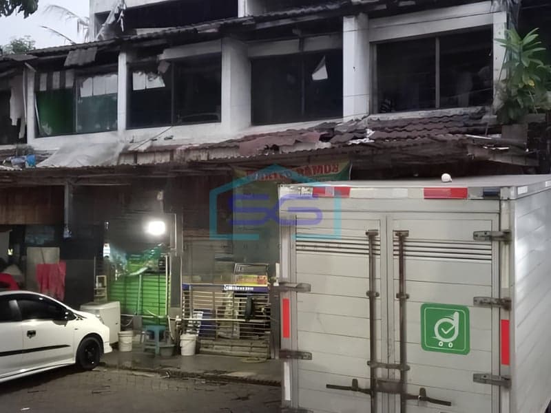 Dijual Ruko di Pinggir Jalan Raya Besar Veteran Jakarta Selatan LB 166m2