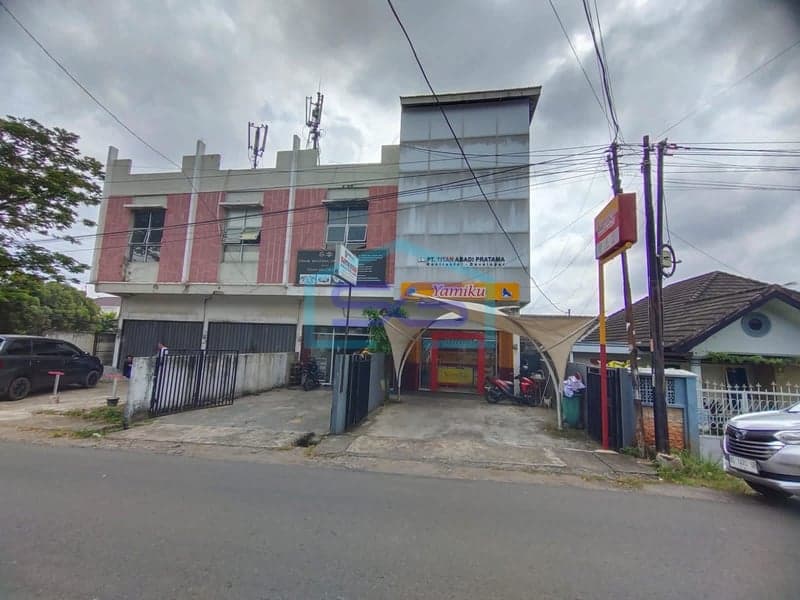 Dijual Ruko Terawat 3 Lantai Kota Palembang, Sumatera Selatan Luas Tanah 164 m²
