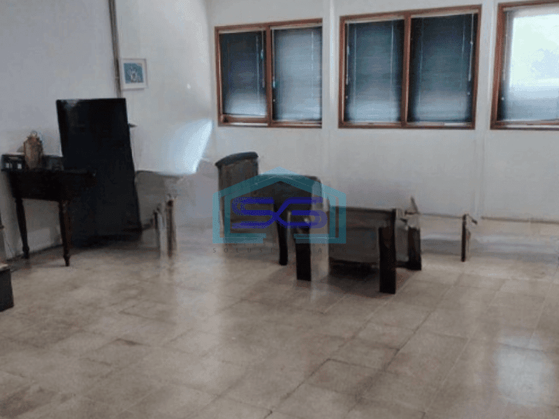 Dijual Ruko Luas Bangunan 175 m² Lokasi Strategis di Pinggir Jalan Raya Kemayoran Jakarta Pusat