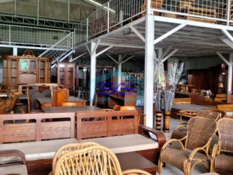 Disewakan Gudang 2 Lantai di Pinggir Jalan Utama Jalan Astasura Denpasar Utara Bali LB 352m2