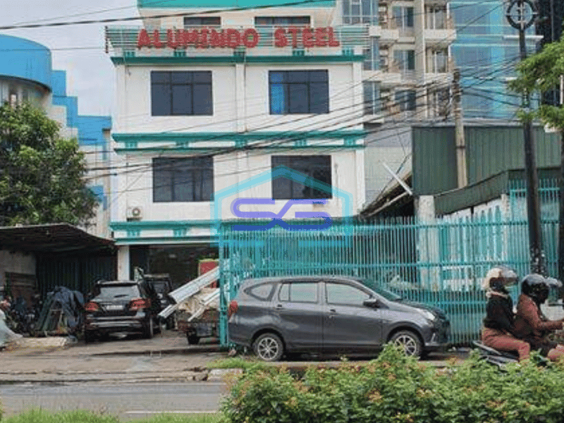 Dijual Gudang Lokasi Strategis Pinggir Jalan Raya Bekasi Barat