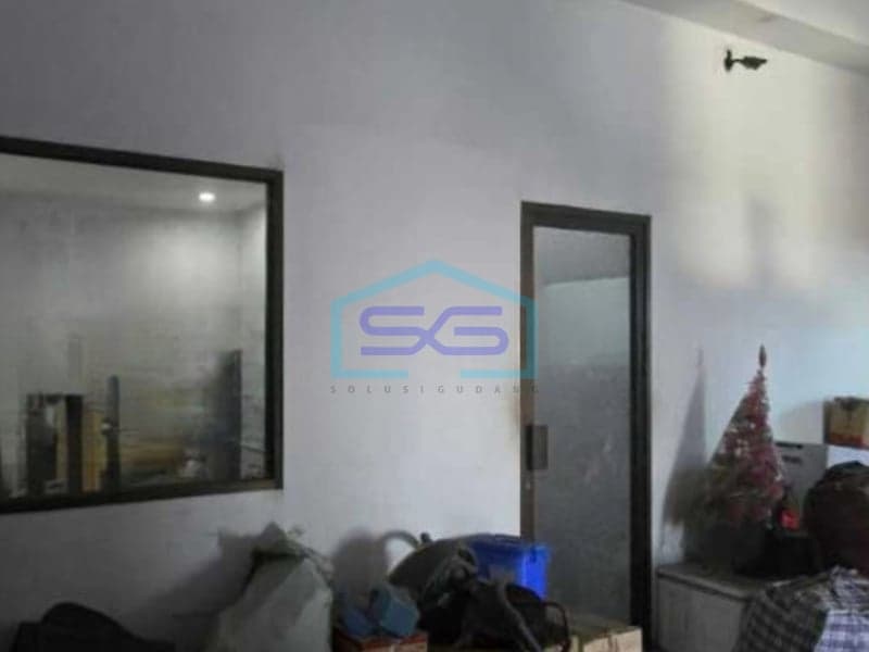 Dijual Ruko Luas Tanah 745 m² Bebas Banjir di Surakarta Strategis