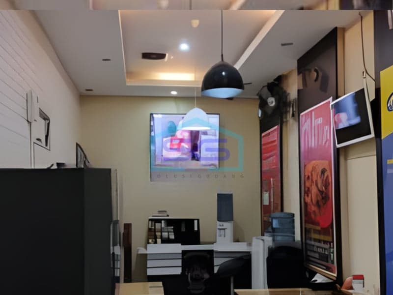 For Sale 3-Story Shophouse Building Area 237 sqm Location in Gading Serpong