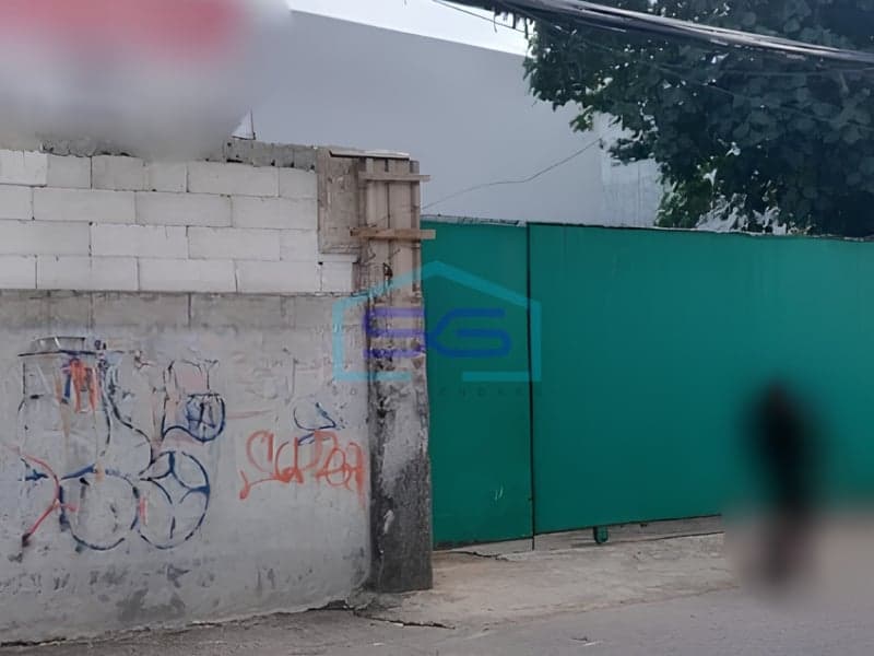 New Condition Shophouse for Rent in Cengkareng, West Jakarta Building Area 1100 m²