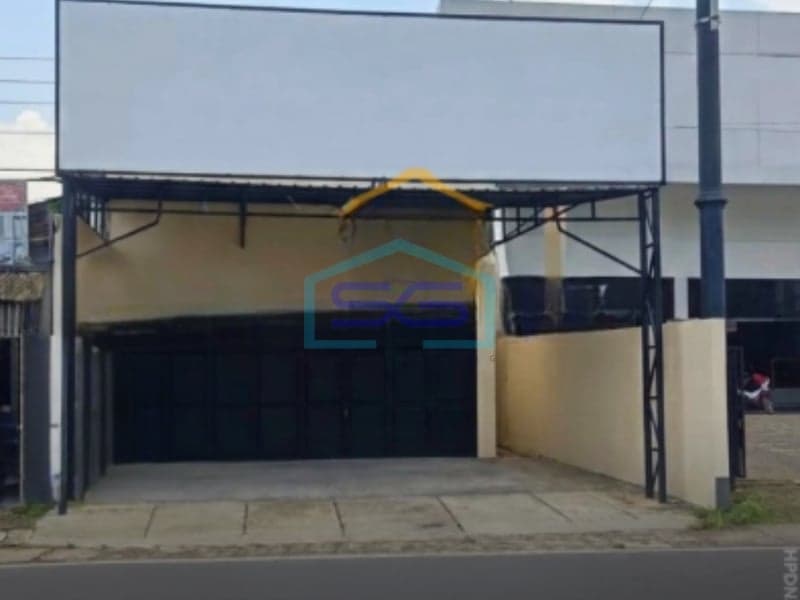 Ready to Use Shophouse for Sale in Mijen Semarang Central Java Land Area 77m²