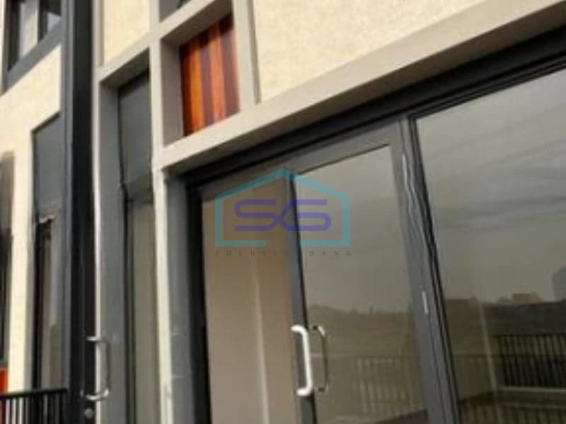 Disewakan Ruko 3 Lantai Luas Tanah 160 m² Lokasi di Tangerang Banten