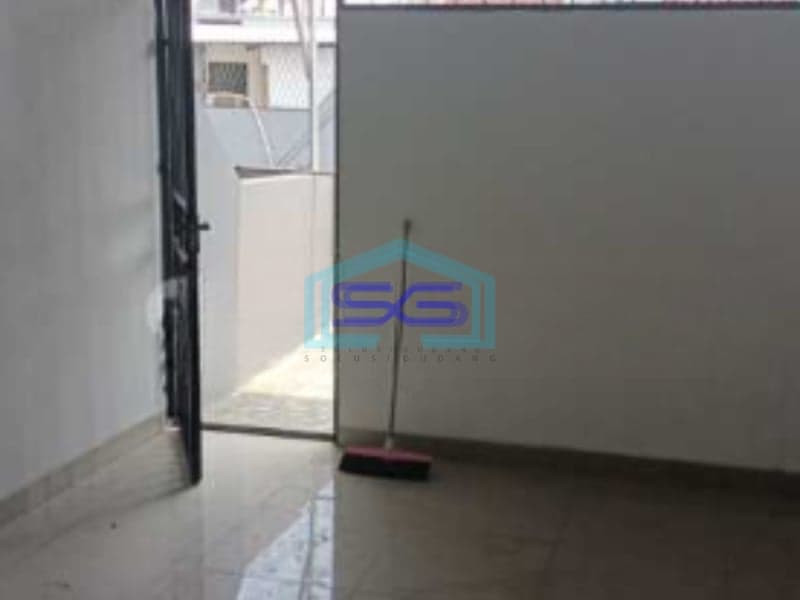 Disewakan Segera Ruko 3 Lantai di Cengkareng Jakarta Barat LB 200m2
