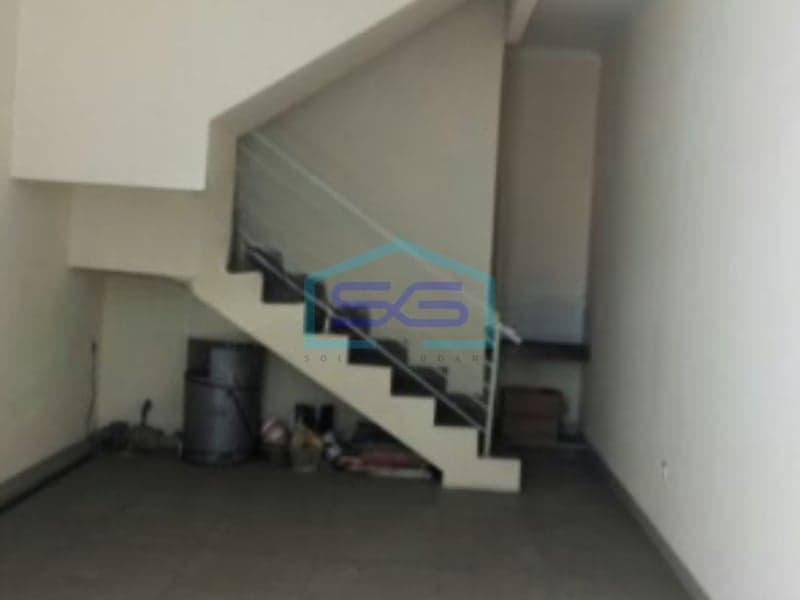 For Sale: Strategic Shophouse in Central Jakarta, Building Area 200 sqm