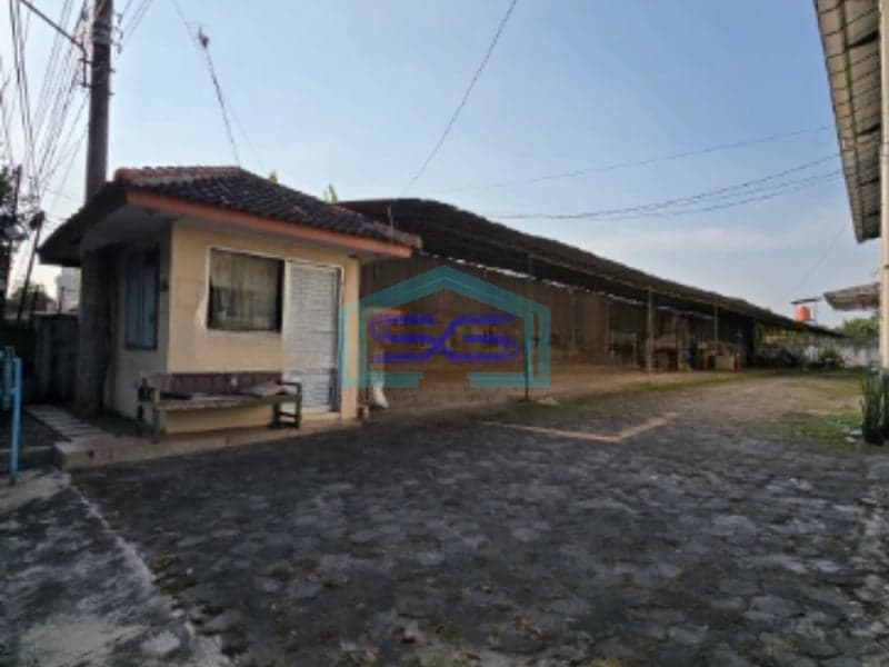 Disewakan Ruko 2 Lantai Siap Pakai Di Jl Diponegoro Pati Jawa Tengah LB 240m2
