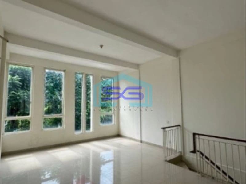 Disewakan 2 Ruko Jejer Kondisi Siap Pakai Cocok Untuk Komersial Di Surabaya Luas Bangunan  160 m²