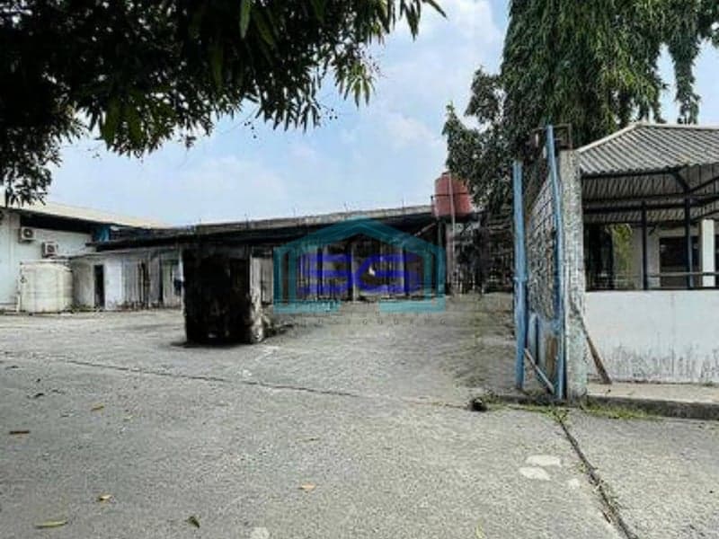 Dijual Cepat Gudang Lokasi Sangat Strategis di Jalan Raya Legok Tangerang