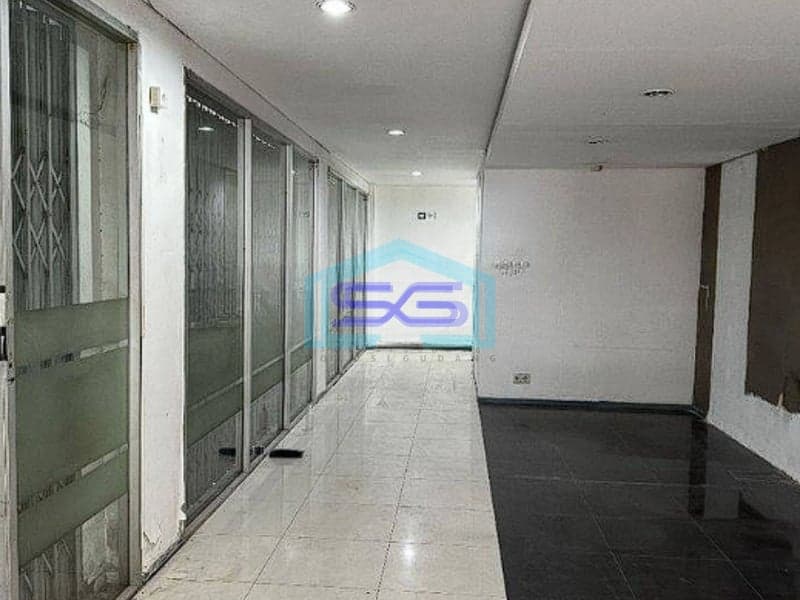 Disewakan Ruko Hoek Di Mutiara Taman Palem Daerah Cengkareng Jakarta Barat LB 363m2