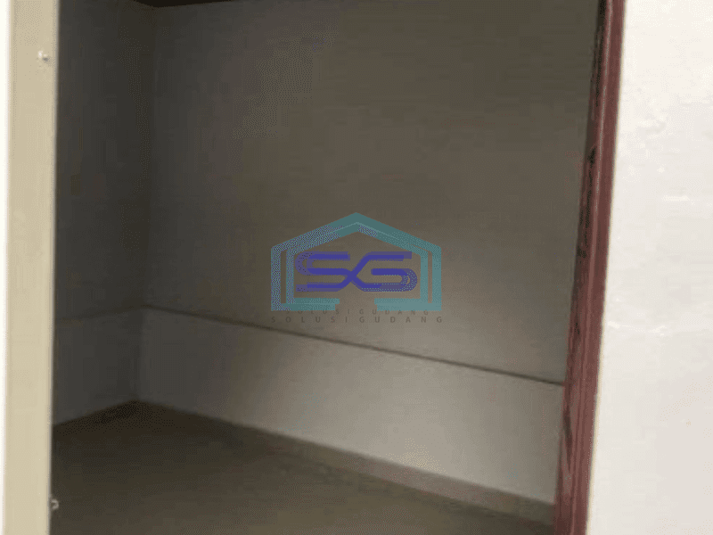 Dijual Gudang Luas Bangunan 450 m² Lokasi Strategis di Pasar Kemis Tangerang