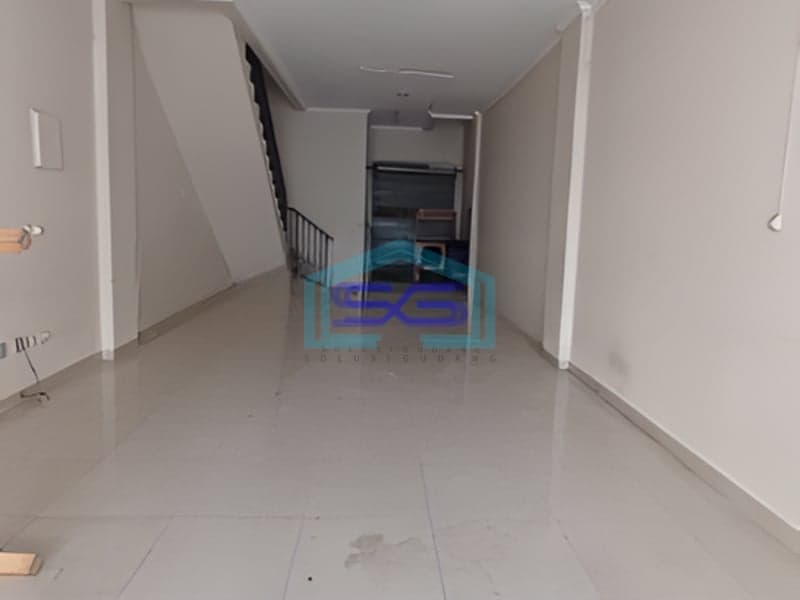 Disewakan Ruko Bangunan 3,5 Lantai di Jakarta Barat Luas Bangunan 250m2