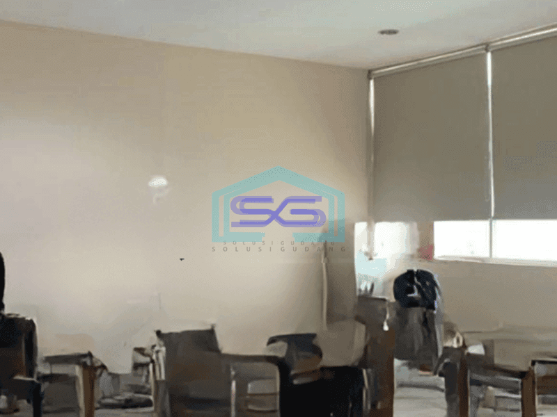 Dijual Gudang Turun Harga Lokasi Bebas Banjir Luas Bangunan 5806 m² di Daan Mogot Tangerang