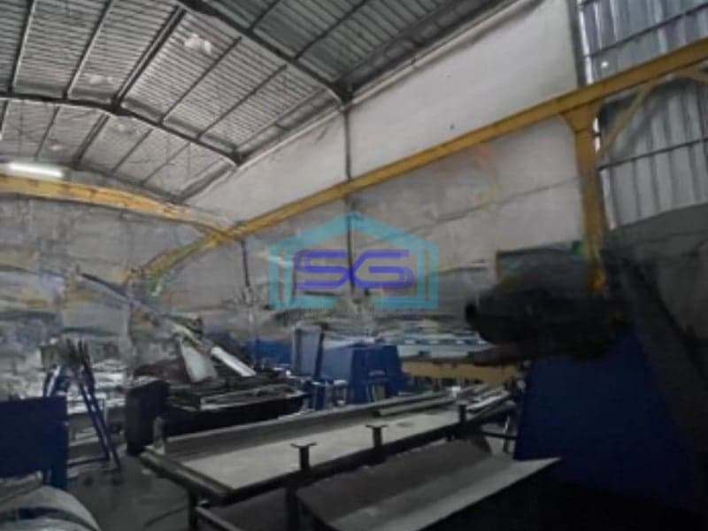 Dijual Gudang Luas Tanah  297 m² Lokasi Karawang Barat