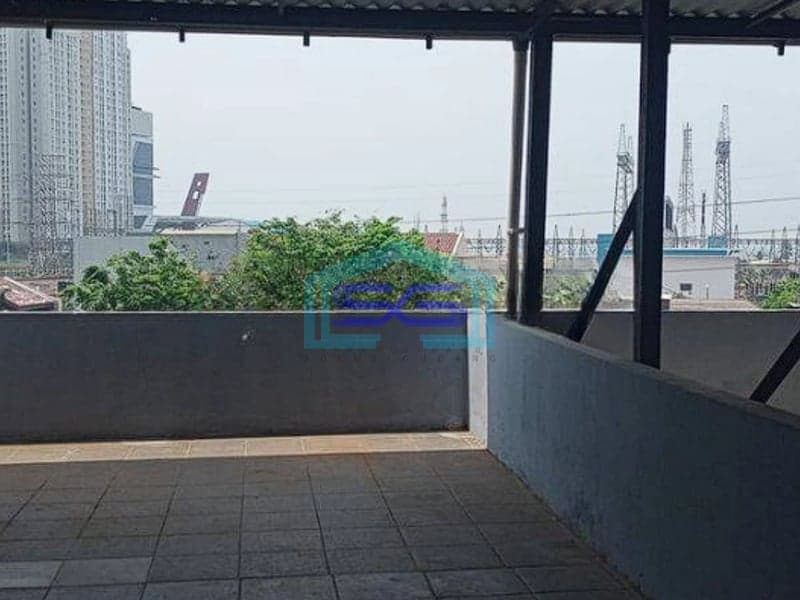 Disewakan Ruko Gandeng 4 Lantai Lokasi di Muara Karang Jakarta Utara LB 640m2