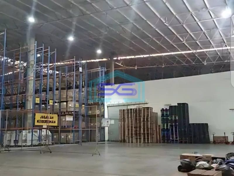 Disewakan Gudang Loading Dock di Cakung Jakarta Timur Luas Bangunan 3456m2
