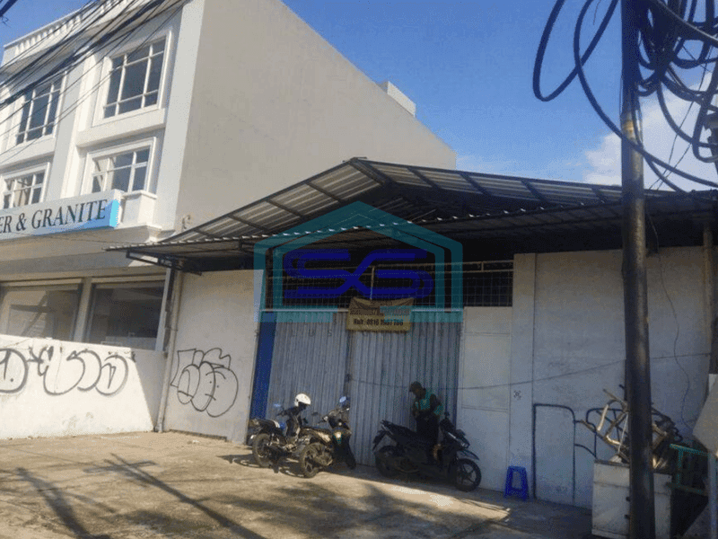 Disewakan Gudang Strategis Tengah Kota di Rawasari