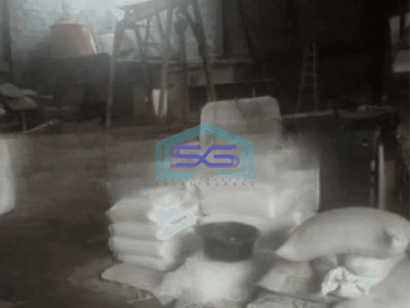 Dijual Gudang 2 Lantai Luas Bangunan  400 m² Lokasi Gununganyar Surabaya