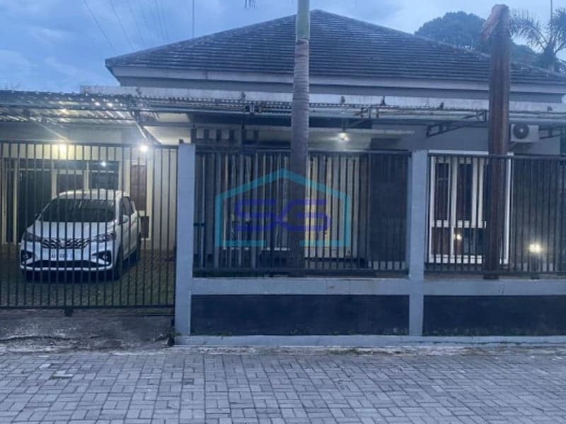 Dijual Ruang Usaha Cocok Untuk Kantor dan Gudang di Trihanggo Gamping Sleman Yogyakarta LT 1158m2