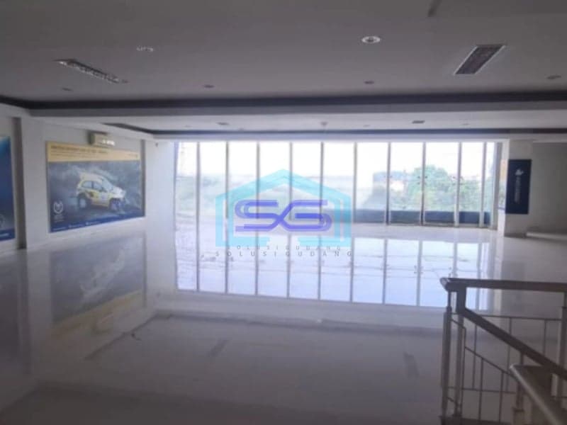 Dijual Gedung Ruang Usaha Ex Showroom Mobil Di Depok LT 1354m2