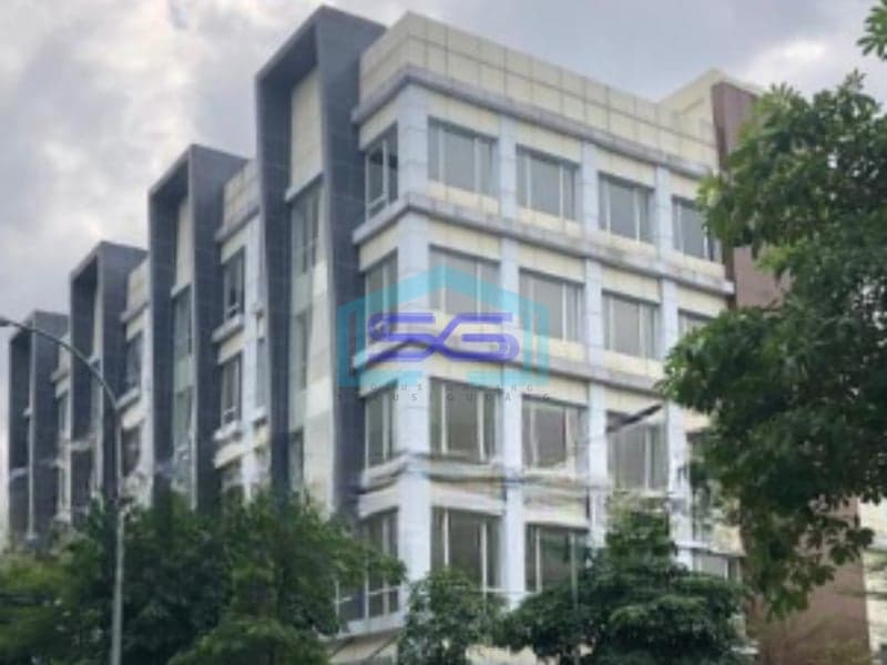 Dijual Ruko Ada Lift Luas Tanah 220 m² Lokasi Bebas Banjir di Harapan Indah Bekasi