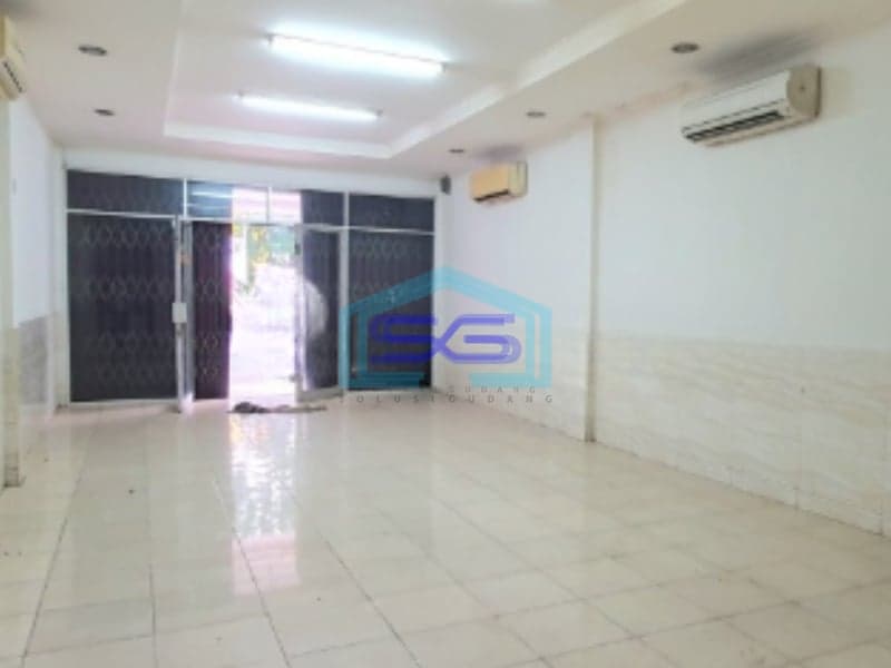 Disewakan Ruko 2 Lantai Cocok Usaha di Jalan Utama Kelapa Gading Jakarta Utara LB 135m2