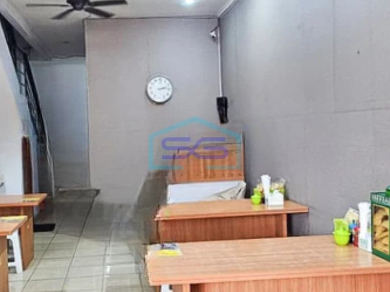 Dijual Ruko Luas Bangunan 230 m² 3 Lantai Lokasi di Tangerang Banten