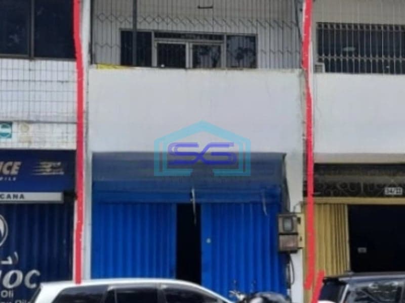Dijual Ruko 3 Lantai Luas Bangunan 270 m² Lokasi Bebas Banjir di Surabaya