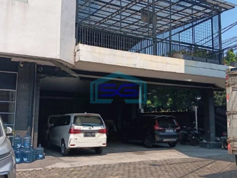 Dijual Ruang Usaha di Lokasi Strategis Area Kebayoran Baru Jakarta Selatan LB 1500m2