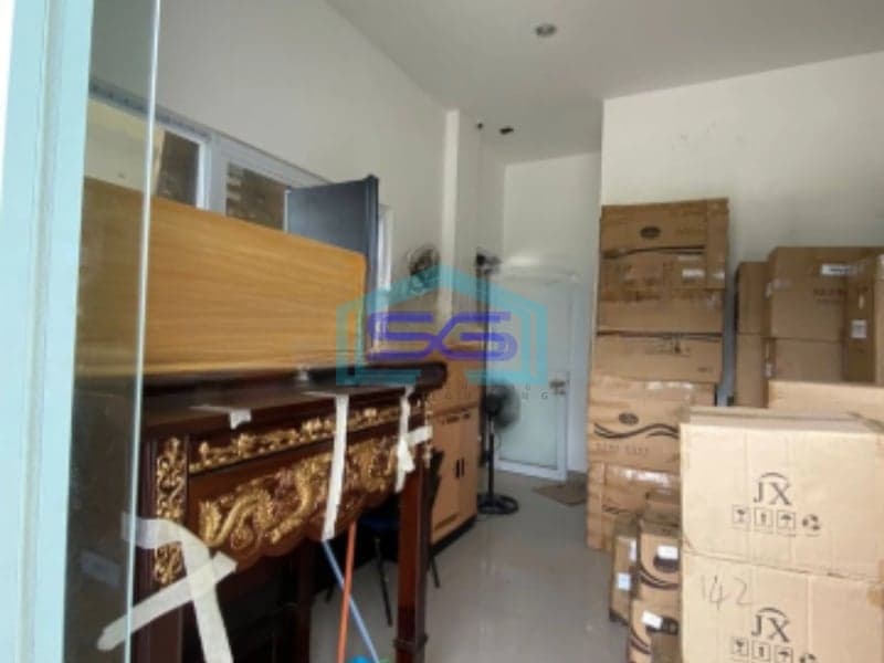 Dijual Gudang di Citra Garden 8 Jakarta Barat Sudah Renovasi HGB Luas Tanah 136 m2