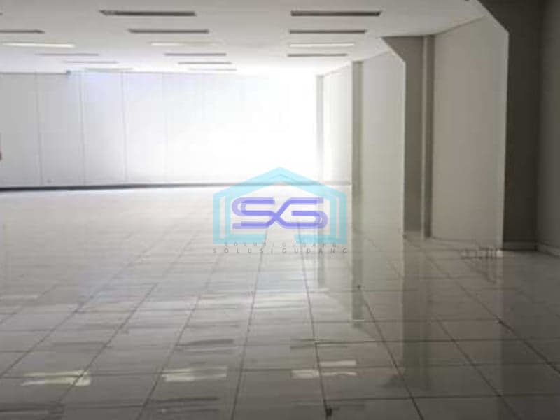Disewakan Ruko Luas Bangunan  750 m² Lokasi Pungkur Bandung