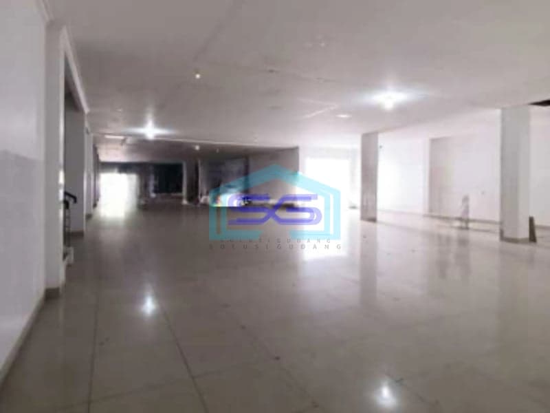Dijual Gudang 3 Lantai Bagus Lokasi Strategis di Jl.ranggamalela Bandung Luas Tanah 901m2