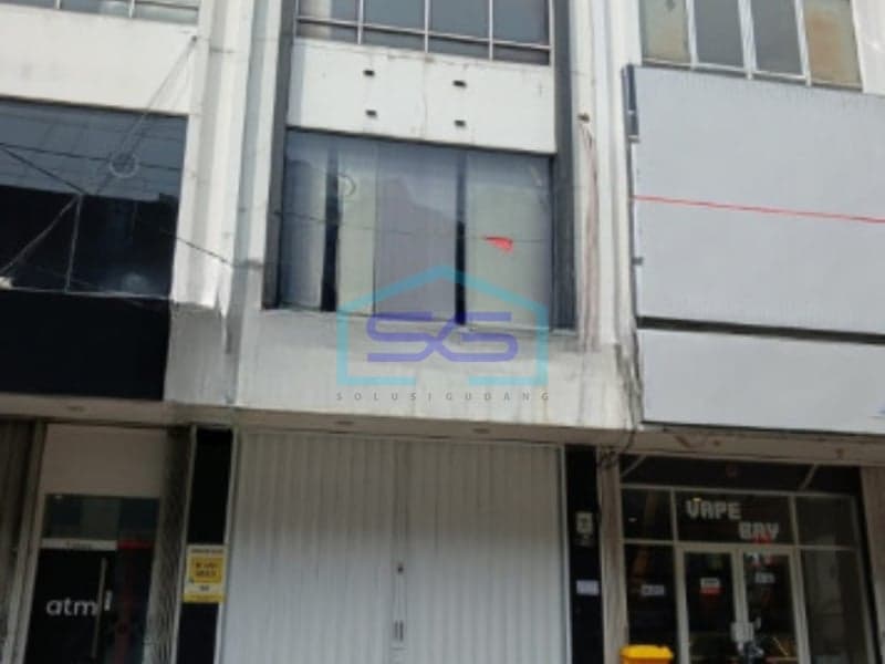 Disewakan Ruko Pinggir Jalan di Fatmawati Raya, Jakarta Selatan LB 200 m²