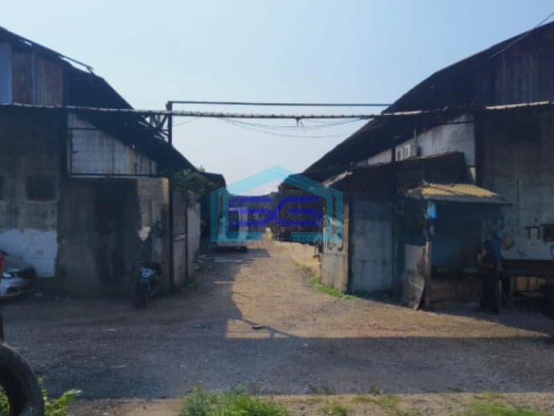 Disewakan Gudang di Daan mogot Tangerang Butuh Renovasi SHM LB 1000m2