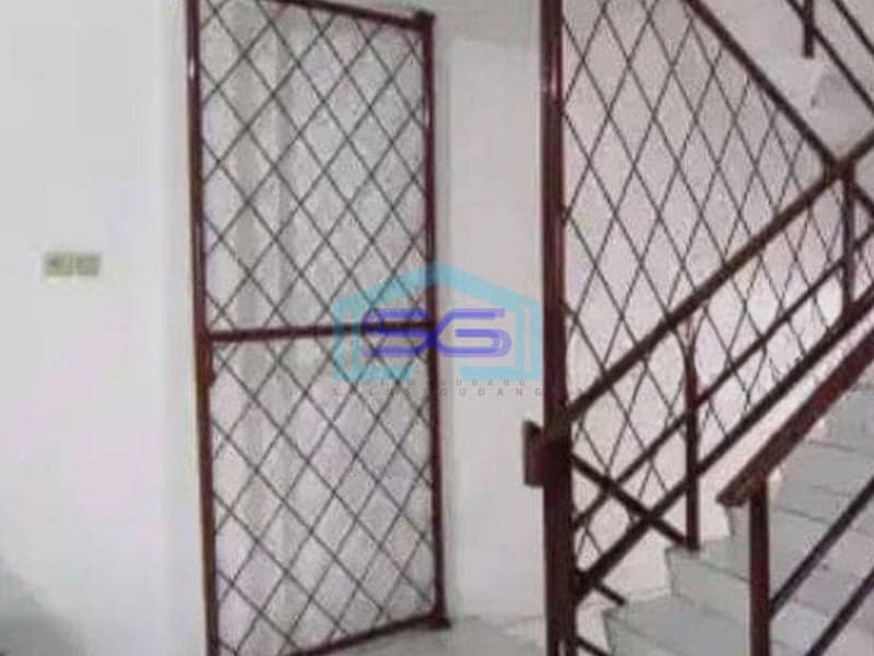 Dijual Ruko Klampis 21 Jl Arif Rahman hakim Surabaya LB 188m2