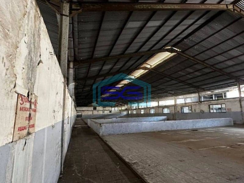 Dijual Tanah Ada Bangunan Di Karawang Timur Dekat Dengan Pintu Tol LT 30230m2
