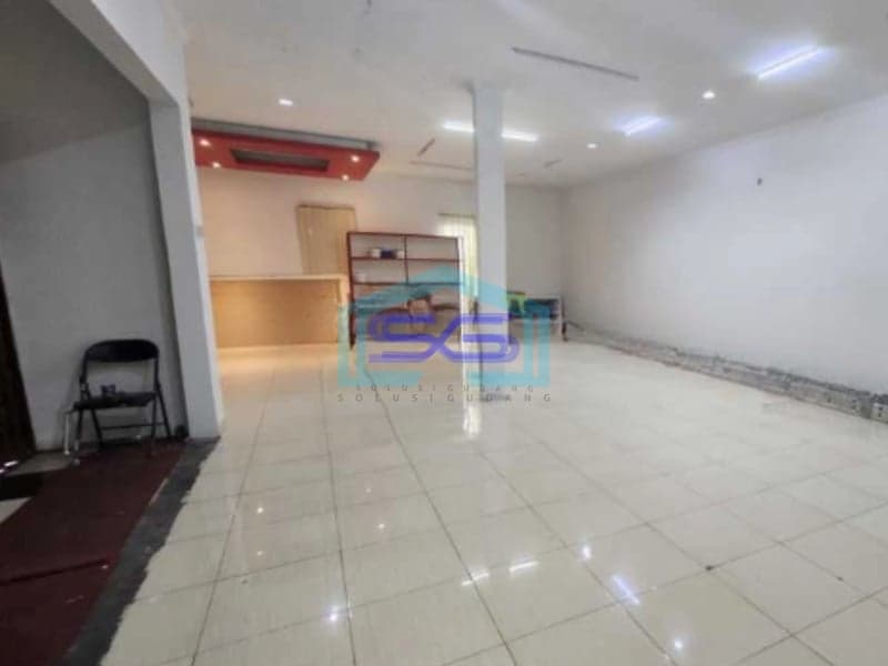Disewakan Ruko 3 Lantai Di Kiaracondong Bandung Luas Bangunan 300 m²