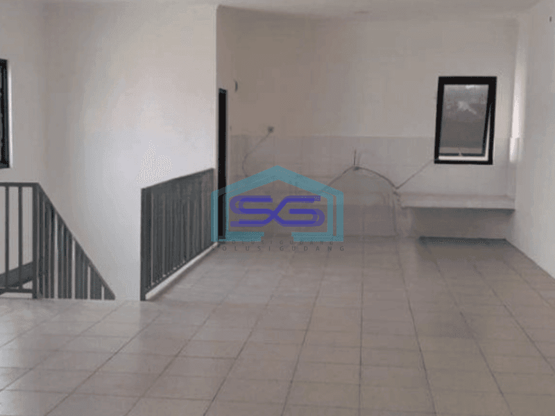 Disewakan Gudang Ada Kantor Luas Bangunan 660 m² di Sepatan Tangerang
