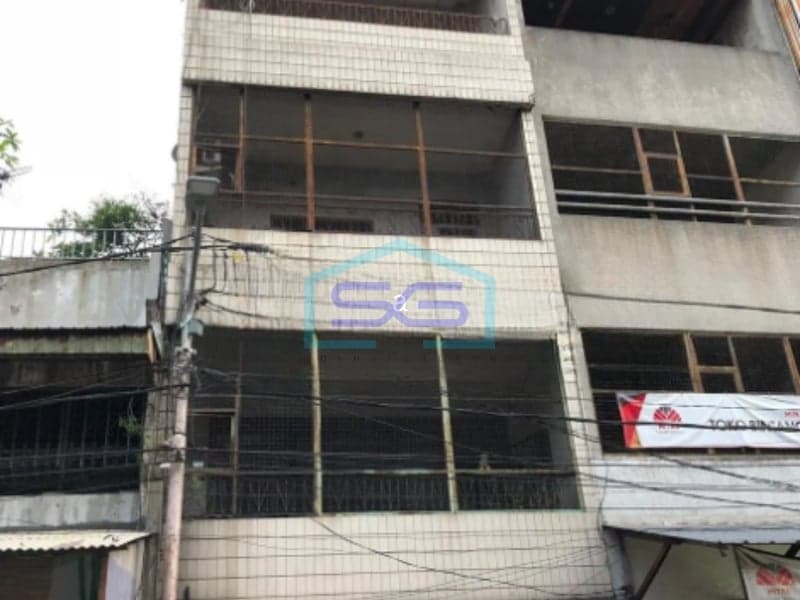 Dijual Ruko di Jalan Ciledug Raya Kebayoran Lama, Jakarta Selatan Luas Bangunan 735 m2