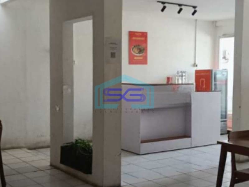 Disewakan Ruko Strategis di Jalan Raya Deretan Resto di Kelapa Gading Jakarta Utara LB 170m2