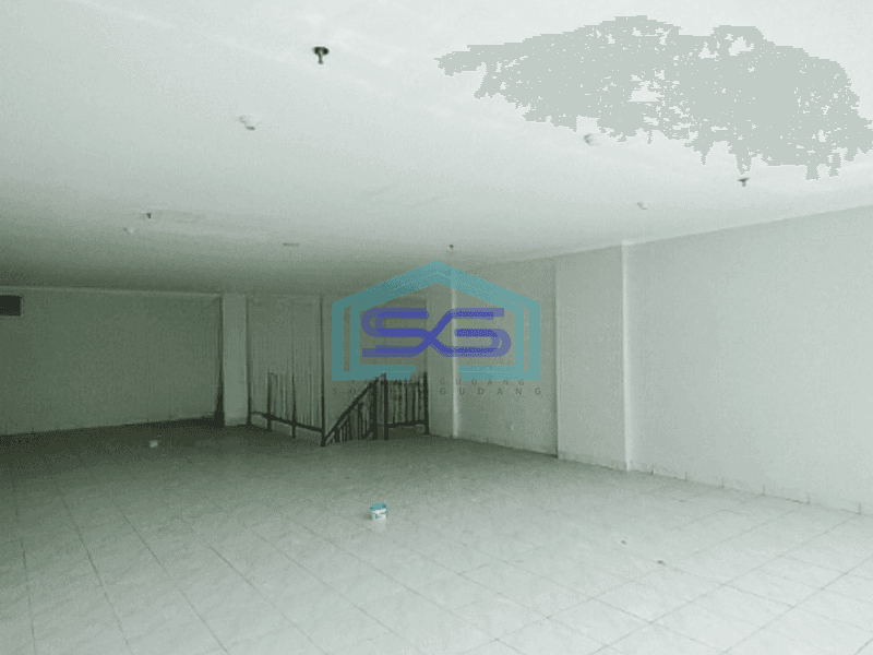 Disewakan Ruko 2 Lantai Luas Bangunan  187 m² di Gading Serpong Tangerang